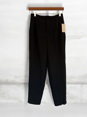 NEW PANTS  WOMEN’S A . NEW DAY BLACK COLOR SIZE 4 “S”STRETCH WITH PLEATED PANTS.
